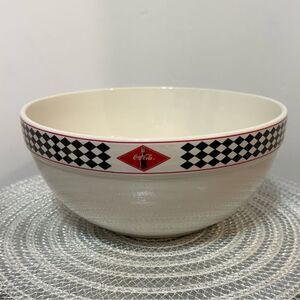 Coca Cola Gibson Black Diamond 9.5” Mixing Bowl